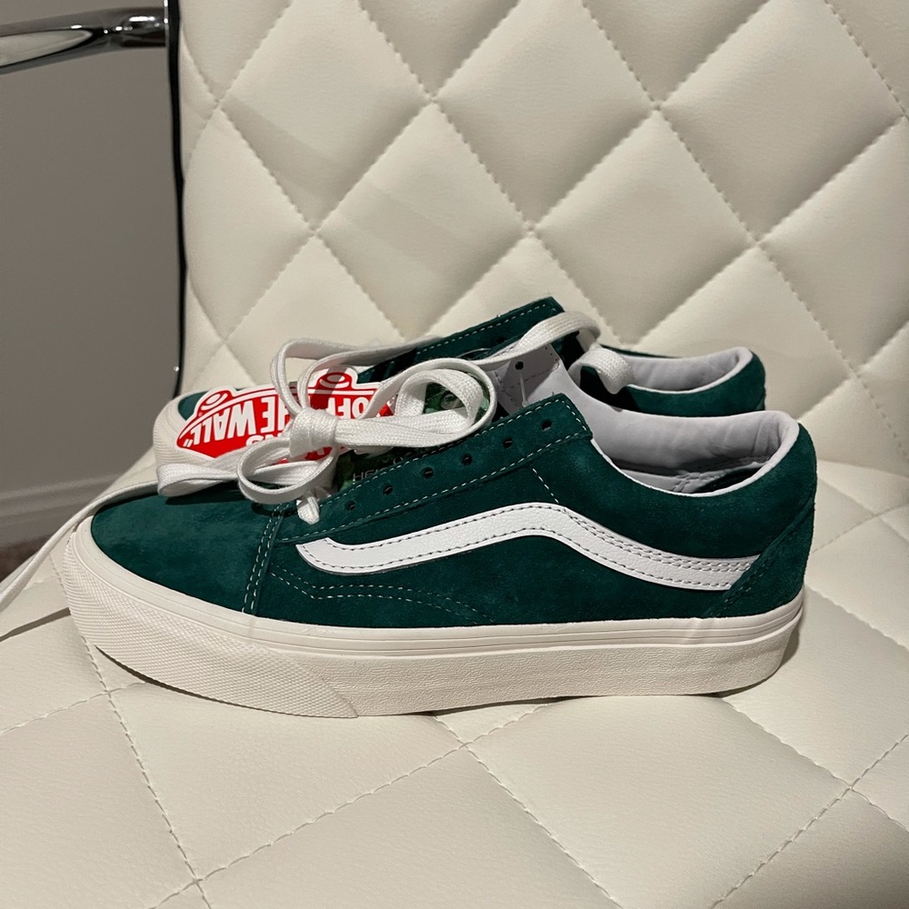 Vans | Size 6 |